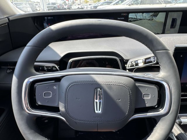 New 2026 Lincoln Nautilus Premier AWD/4WD image 27
