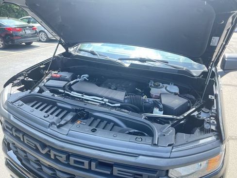 Used 2023 Chevrolet Silverado 1500 Custom AWD/4WD image 28