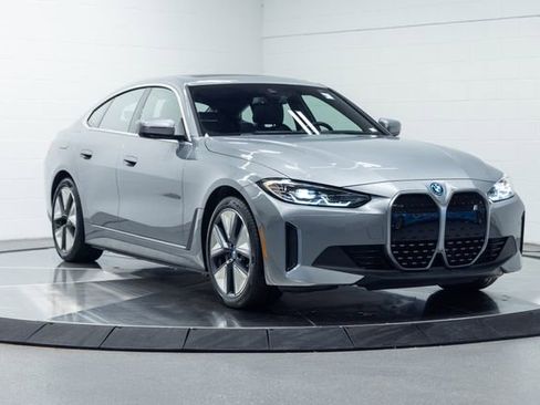 Used 2024 BMW i4 eDrive35 w/ Premium Package RWD image 4
