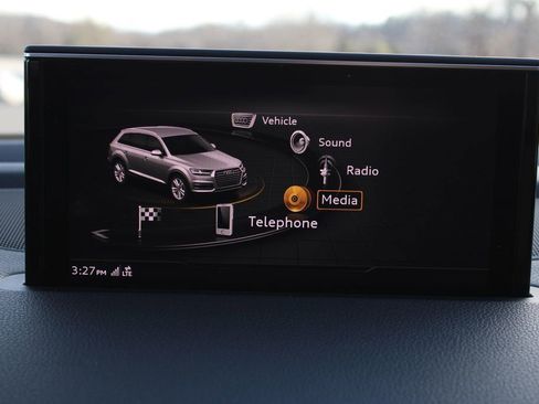 Used 2019 Audi Q7 3.0T Prestige image 14