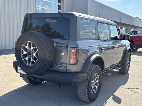 Used 2022 Ford Bronco Badlands AWD/4WD image 4