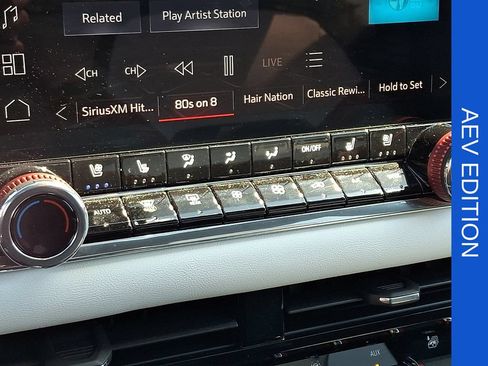 Used 2024 GMC Canyon AT4X w/ AT4X AEV Edition AWD/4WD image 19