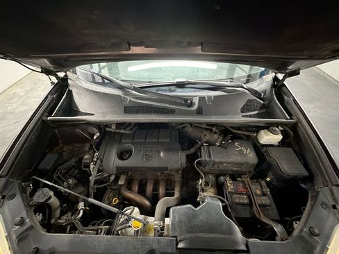Used 2012 Toyota Highlander FWD image 25
