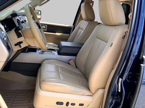 Used 2013 Ford Expedition XLT RWD image 8