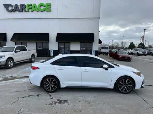 Used 2021 Toyota Corolla SE image 16