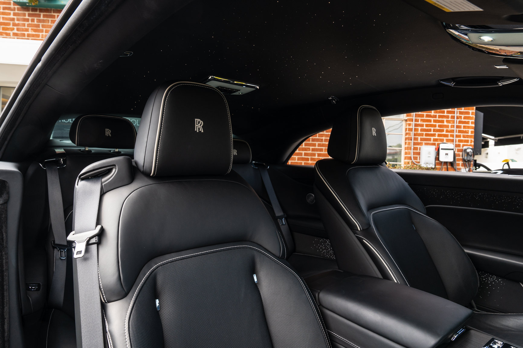 Used 2024 Rolls-Royce Spectre w/ Spectre Launch Package AWD/4WD image 39