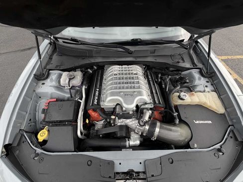 Used 2020 Dodge Charger SRT Hellcat w/ Harman/Kardon Audio Group RWD image 12