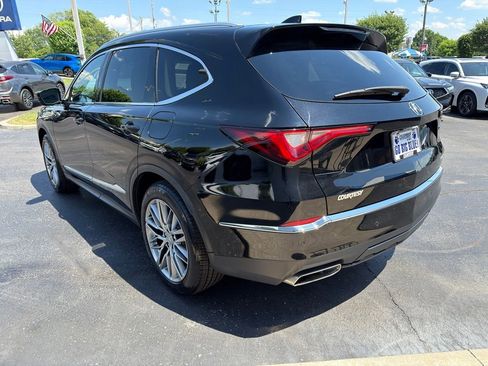 Certified 2024 Acura MDX SH-AWD w/ Advance Package image 3