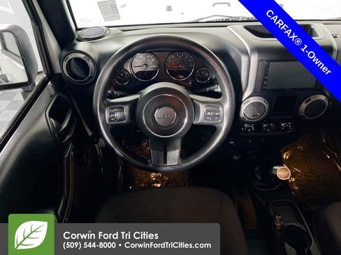 Used 2016 Jeep Wrangler Unlimited Sport w/ Max Tow Package AWD/4WD image 21