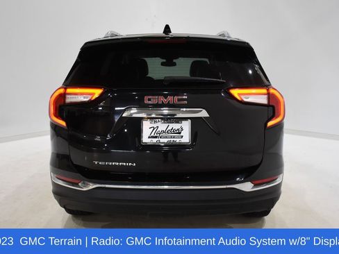Used 2023 GMC Terrain SLT image 5