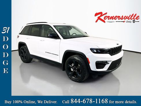Used 2023 Jeep Grand Cherokee Limited w/ Black Appearance Package image 1