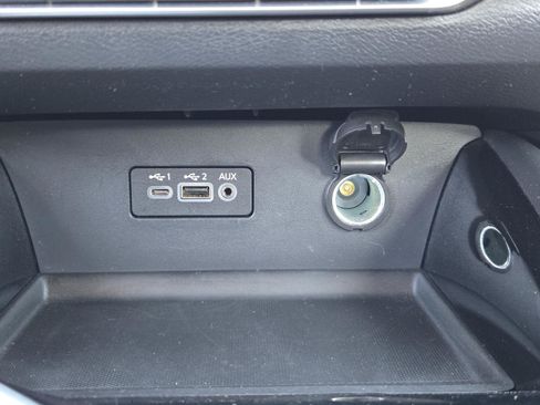 Used 2023 Nissan Altima 2.5 SV AWD/4WD image 12