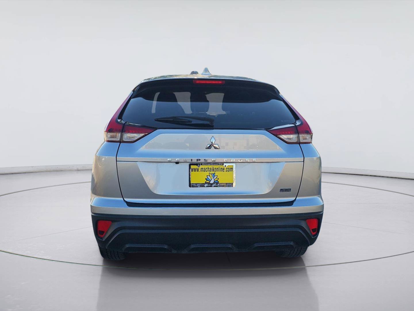 Used 2023 Mitsubishi Eclipse Cross LE AWD/4WD image 4
