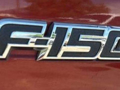 Used 2014 Ford F150 FX4 w/ Equipment Group 402A Luxury AWD/4WD image 19