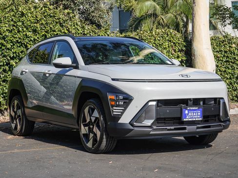 Used 2024 Hyundai Kona Limited AWD/4WD image 3