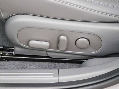 New 2026 Hyundai Ioniq 5 SEL image 24