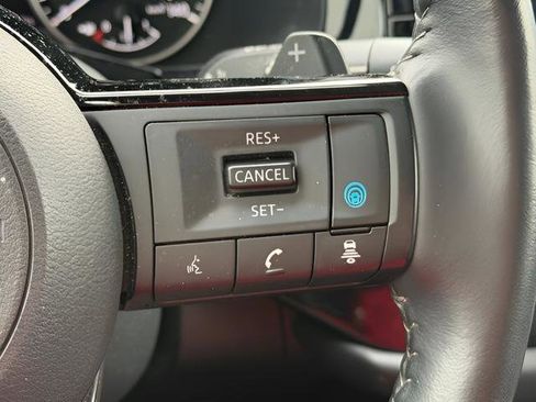 Used 2024 Nissan Pathfinder SL w/ SL Premium Package AWD/4WD image 17