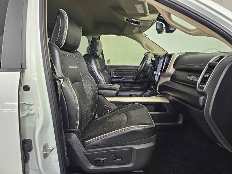 Used 2022 RAM 2500 Laramie AWD/4WD image 18