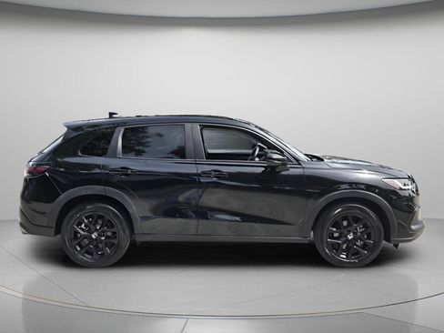 Used 2024 Honda HR-V Sport image 3