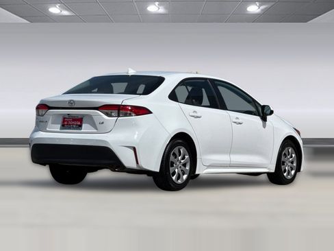 Used 2024 Toyota Corolla LE FWD image 9