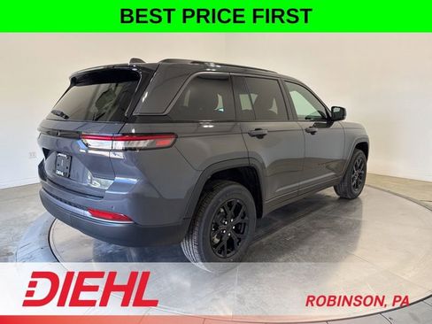 New 2026 Jeep Grand Cherokee Altitude AWD/4WD image 7