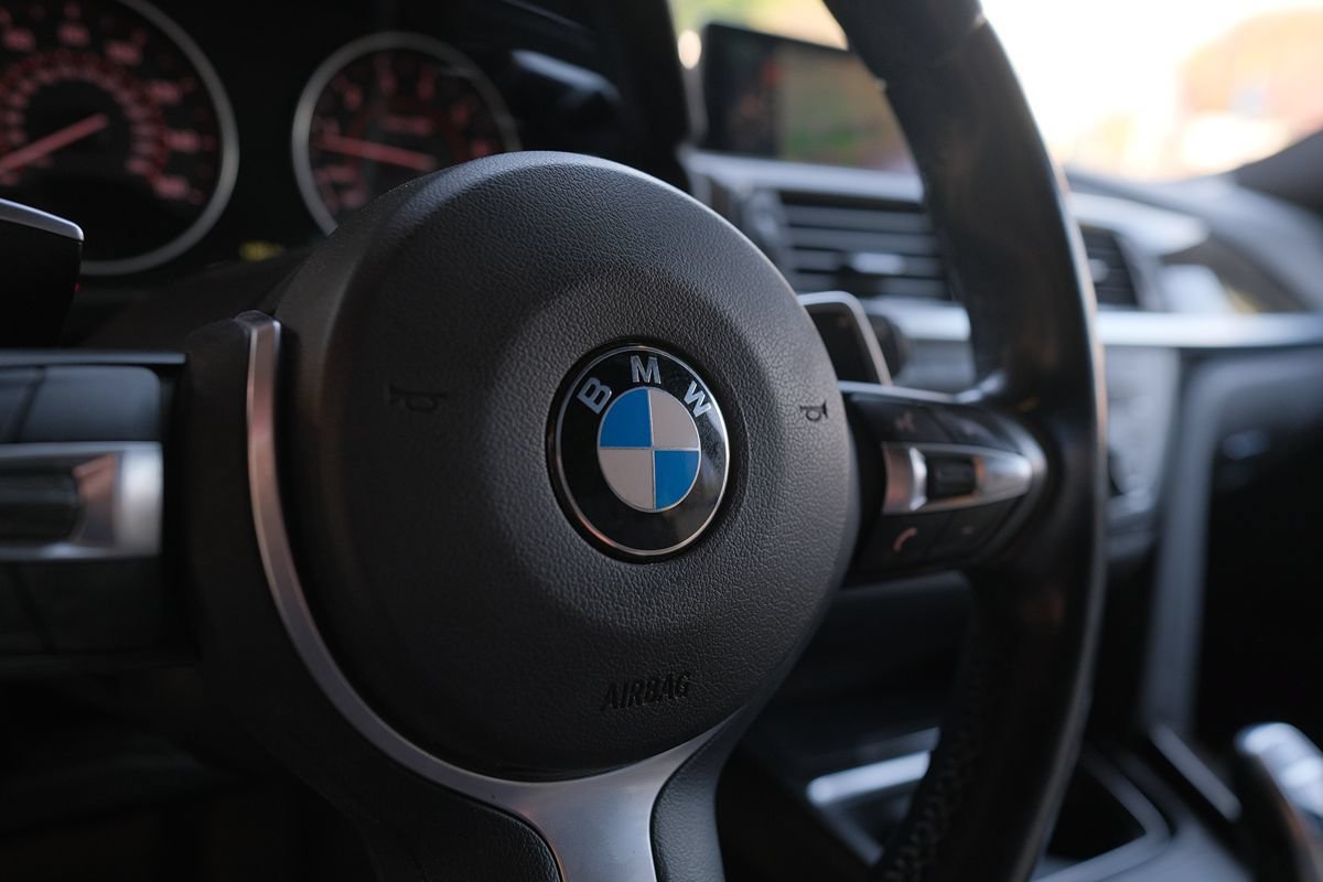 Used 2015 BMW 335i Sedan RWD image 45