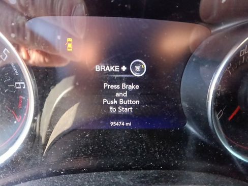 Used 2018 Dodge Challenger SXT Plus image 9