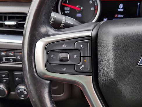 Used 2021 Chevrolet Suburban Premier AWD/4WD image 19