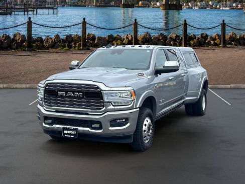 Used 2019 RAM 3500 Limited AWD/4WD image 4