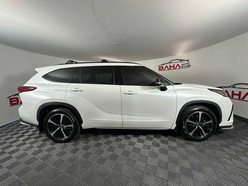 Used 2022 Toyota Highlander XSE image 7