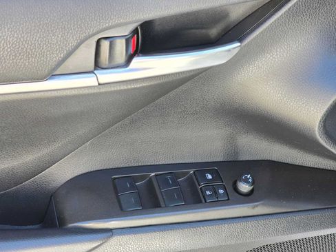 Used 2023 Toyota Camry SE FWD image 22