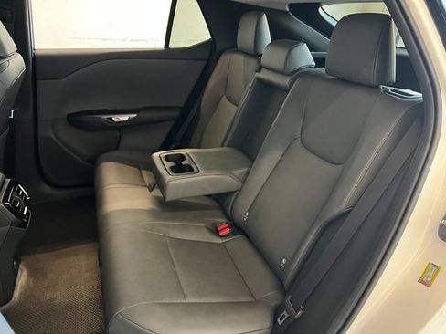 Used 2025 Lexus RZ 300e FWD image 39