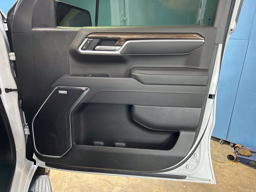Used 2025 Chevrolet Silverado 1500 RST w/ Convenience Package II AWD/4WD image 45