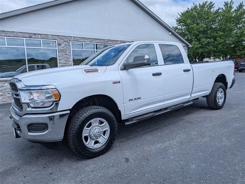 Used 2022 RAM 2500 Tradesman AWD/4WD image 1