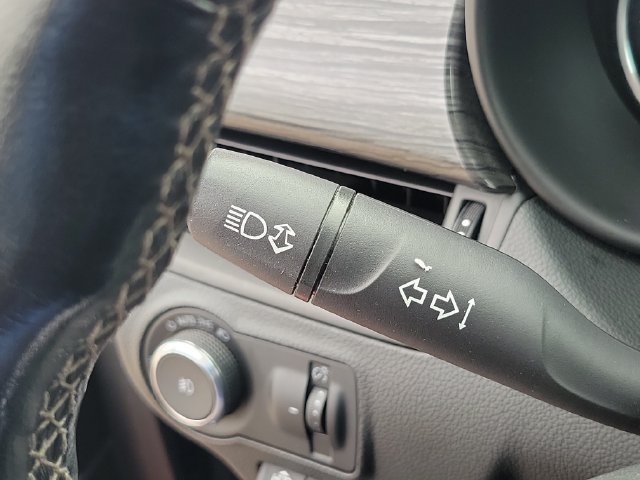 Used 2017 Buick Envision Premium AWD/4WD image 15