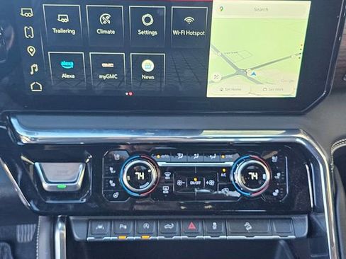 Used 2025 GMC Sierra 1500 Denali Ultimate image 13