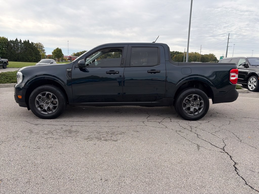 Used 2023 Ford Maverick XLT w/ XLT Luxury Package FWD image 4