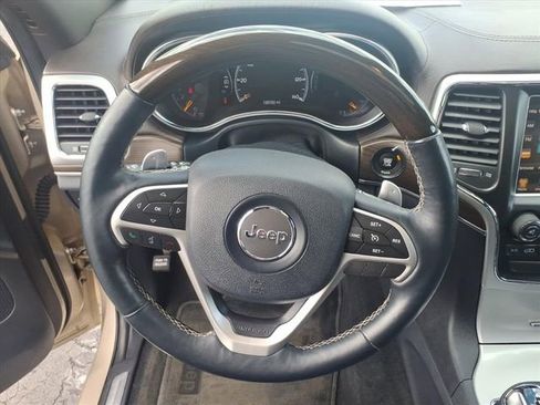 Used 2015 Jeep Grand Cherokee Overland image 15
