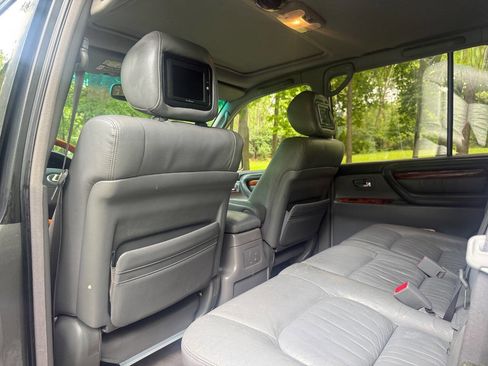 Used 2002 Lexus LX 470 4WD image 17