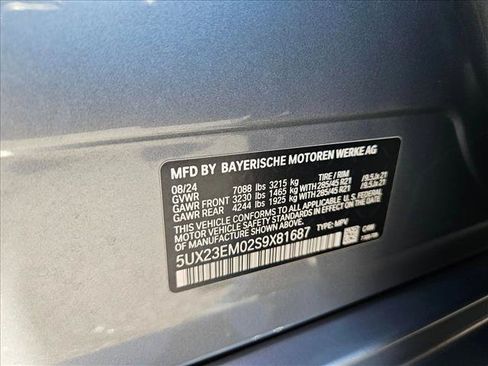 Certified 2025 BMW X7 xDrive40i w/ Premium Package AWD/4WD image 26