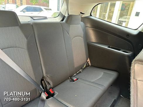 Used 2017 Chevrolet Traverse LT AWD/4WD image 17