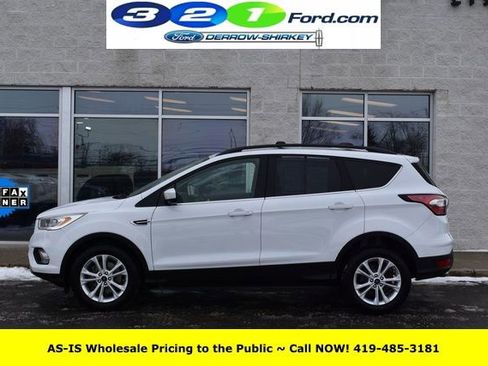 Used 2018 Ford Escape SEL image 2