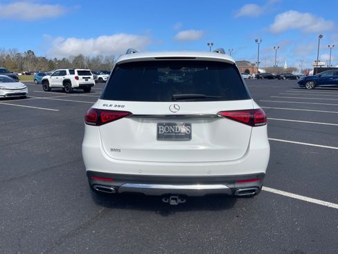 Used 2021 Mercedes-Benz GLE 350 w/ Premium Package image 15