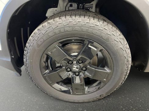 New 2026 Honda Ridgeline Black Edition image 10