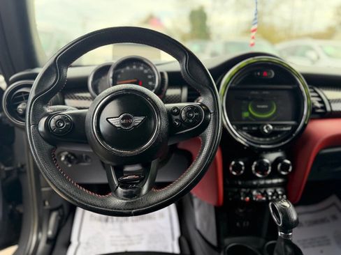 Used 2016 MINI Cooper S image 15