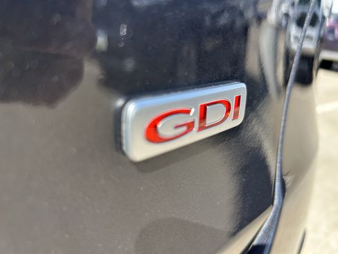 Used 2018 Kia Sorento FWD image 9