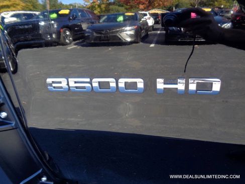 Used 2018 Chevrolet Silverado 3500 W/T w/ WT Fleet Convenience Package image 6