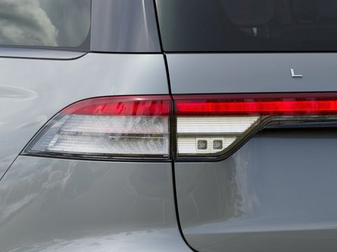 New 2027 Lincoln Aviator Reserve AWD/4WD image 45