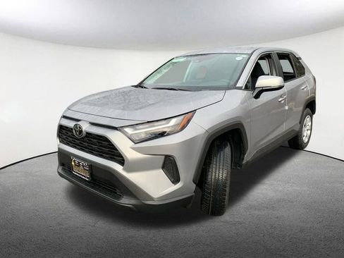 New 2025 Toyota RAV4 LE image 6