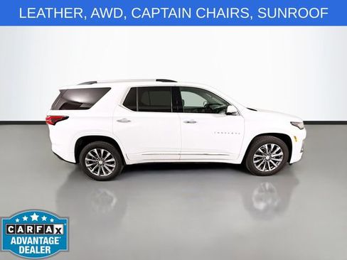 Used 2023 Chevrolet Traverse Premier AWD/4WD image 8